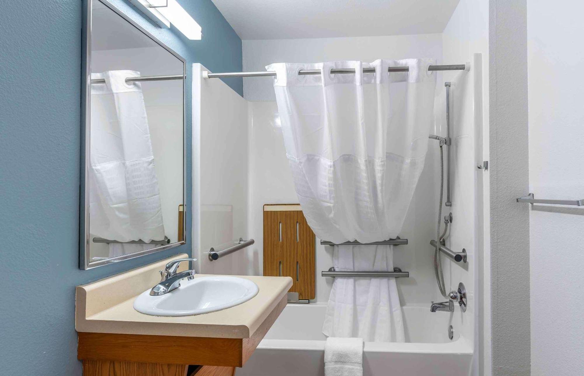 Extended Stay America Select Suites - Louisville - South Lynnview Eksteriør bilde