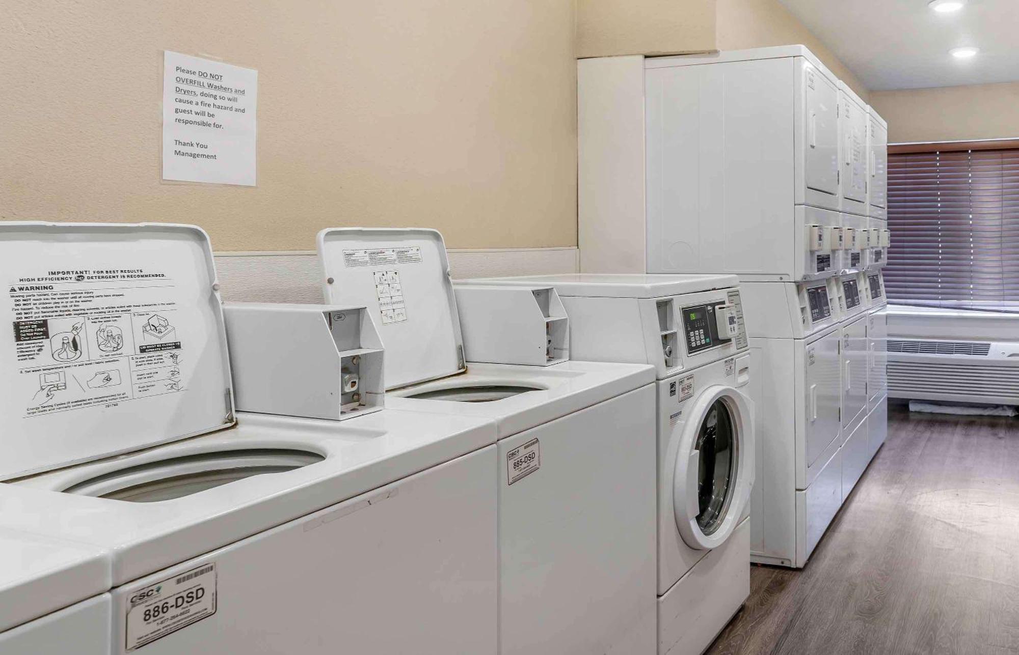 Extended Stay America Select Suites - Louisville - South Lynnview Eksteriør bilde